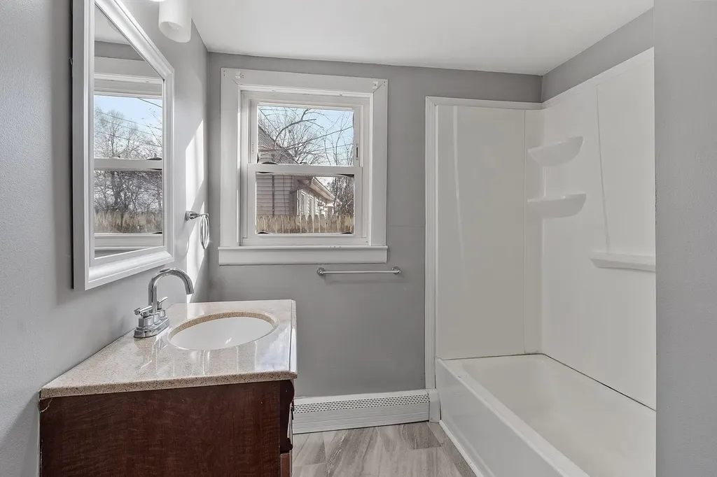 6 Cherry Street Nashua NH 03060