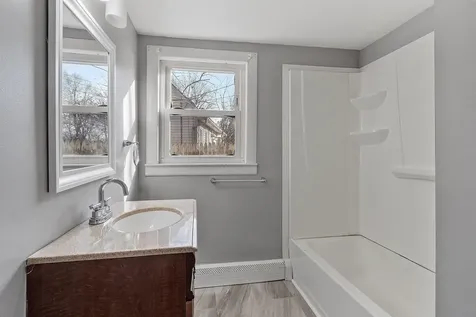 6 Cherry Street Nashua NH 03060