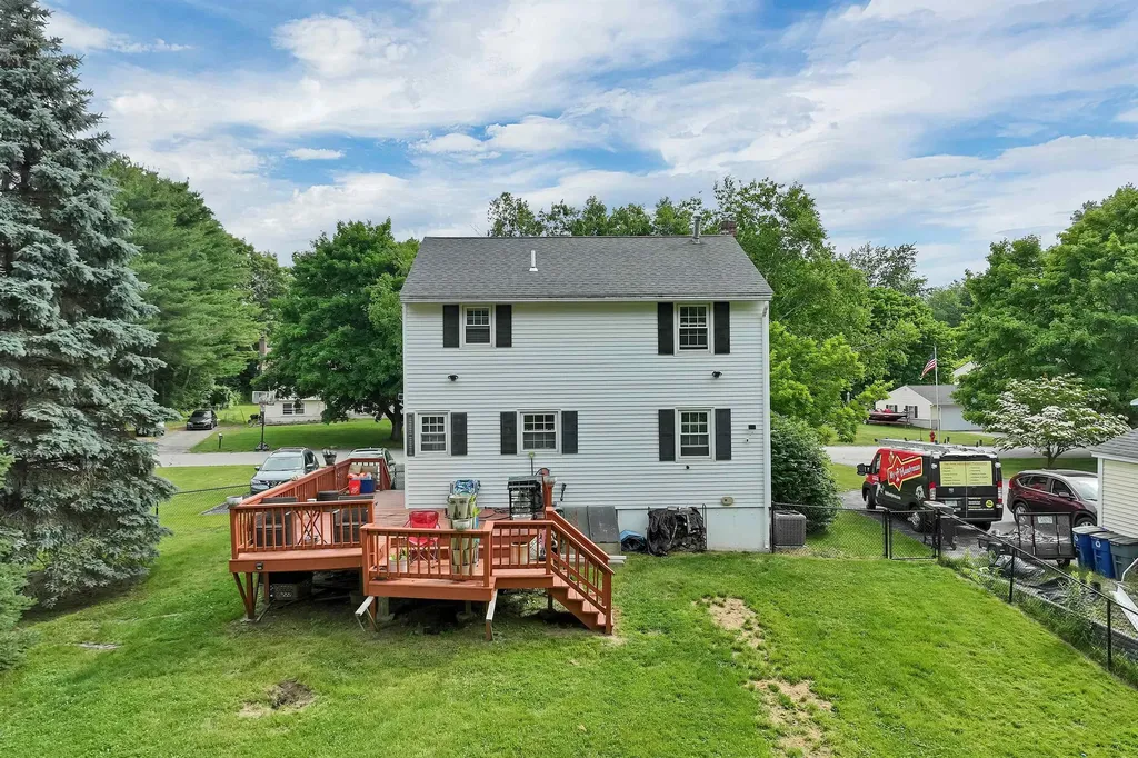 65 Toftree Lane Dover NH 03820