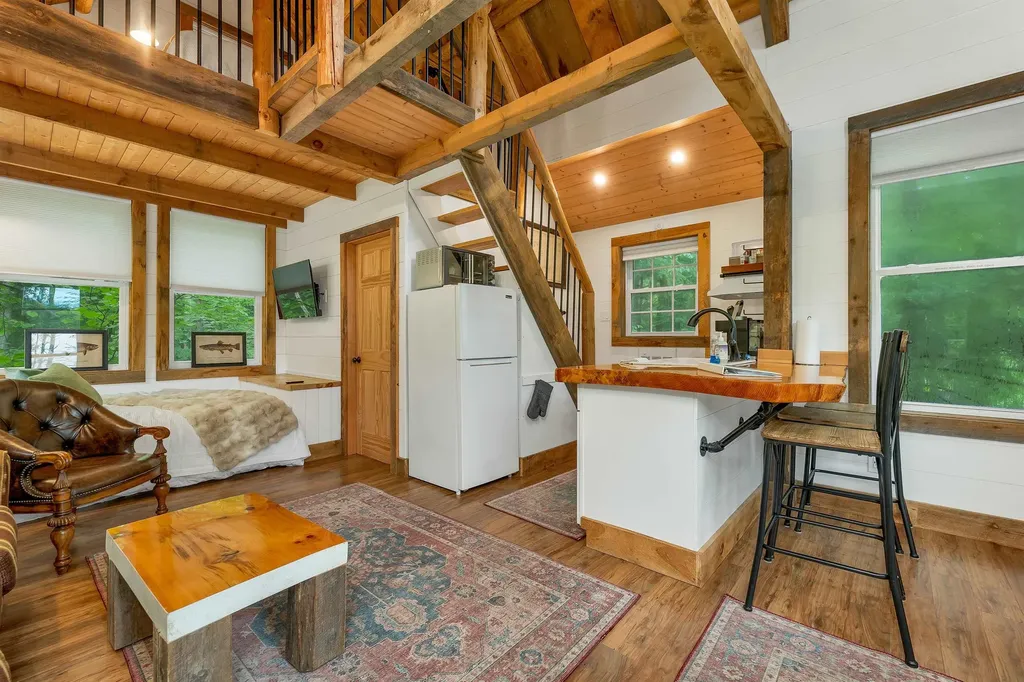 15 Deer Run Drive Sanbornton NH 03269