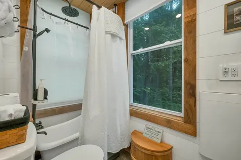 15 Deer Run Drive Sanbornton NH 03269