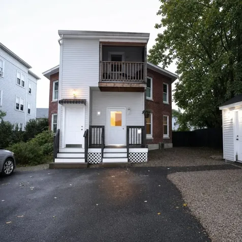 585 Beech (north) Street Manchester NH 03104