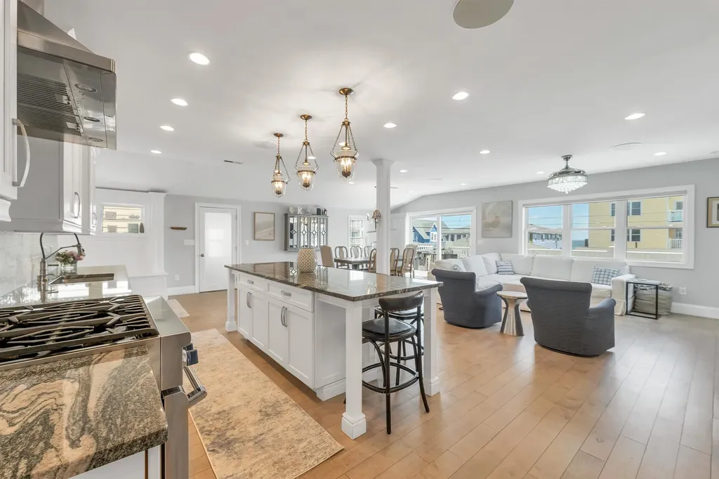 96 Atlantic Avenue Salisbury MA 01952