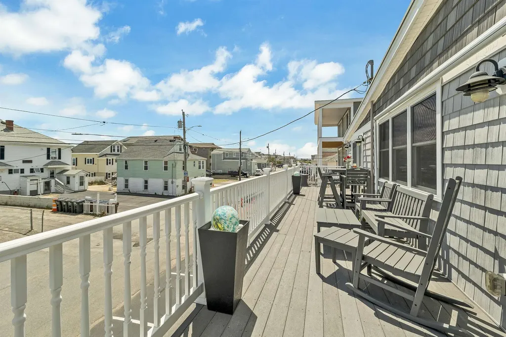 96 Atlantic Avenue Salisbury MA 01952
