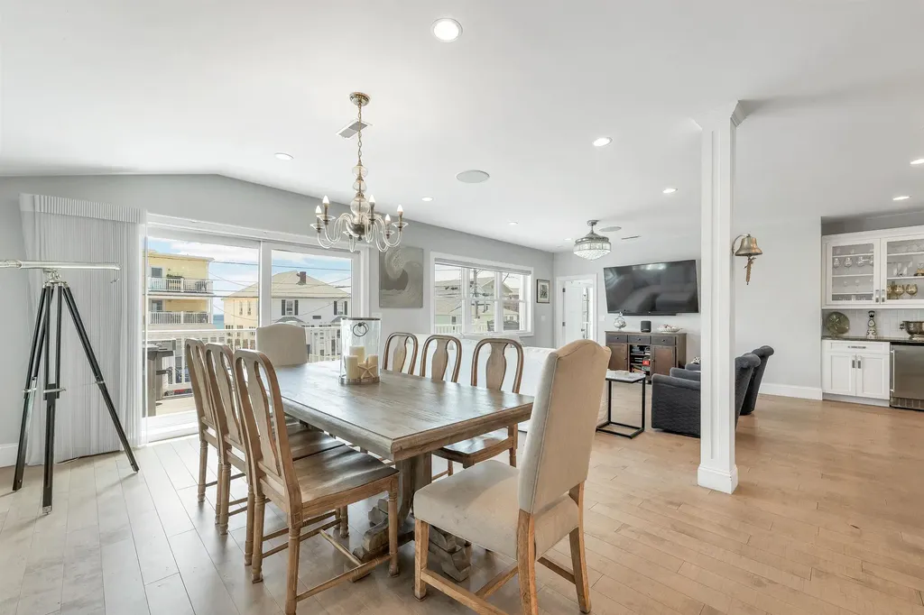 96 Atlantic Avenue Salisbury MA 01952