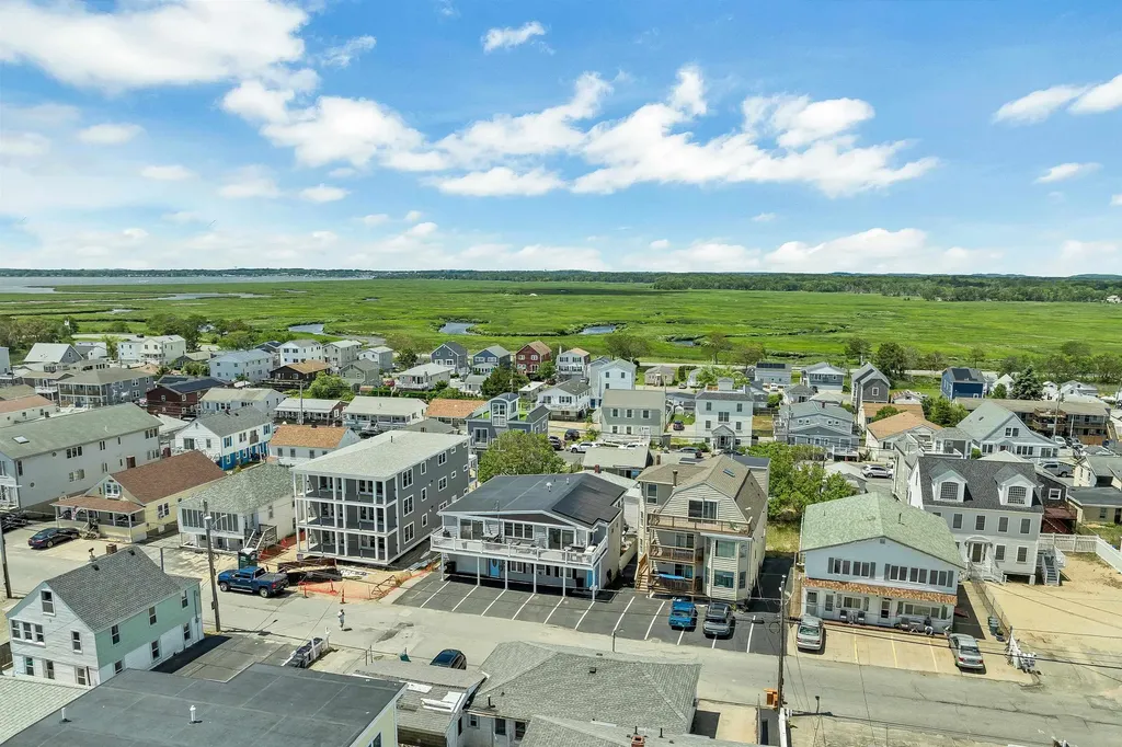 96 Atlantic Avenue Salisbury MA 01952