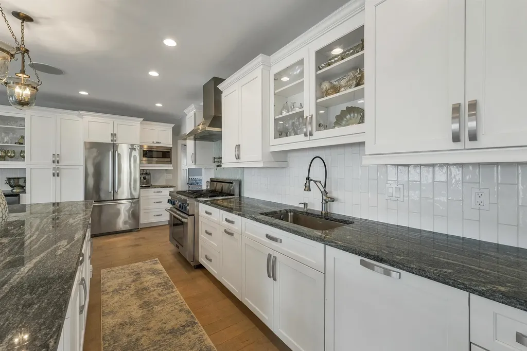 96 Atlantic Avenue Salisbury MA 01952