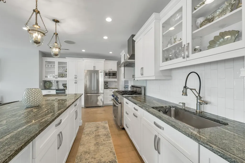 96 Atlantic Avenue Salisbury MA 01952