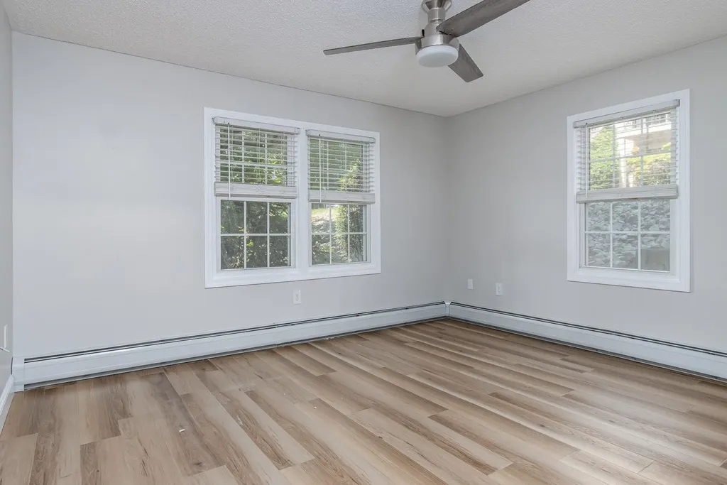 15 Northbrook Drive Manchester NH 03102