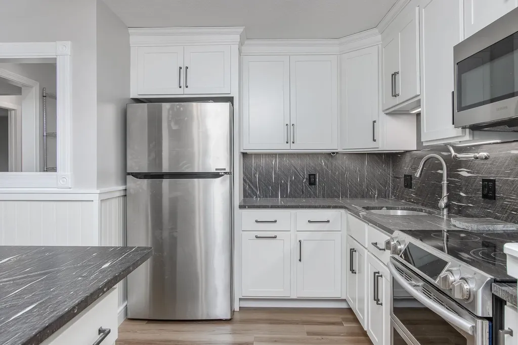 15 Northbrook Drive Manchester NH 03102