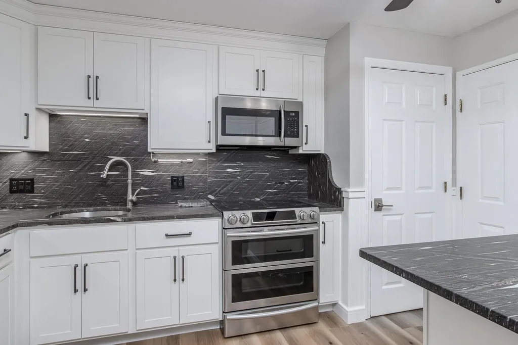 15 Northbrook Drive Manchester NH 03102