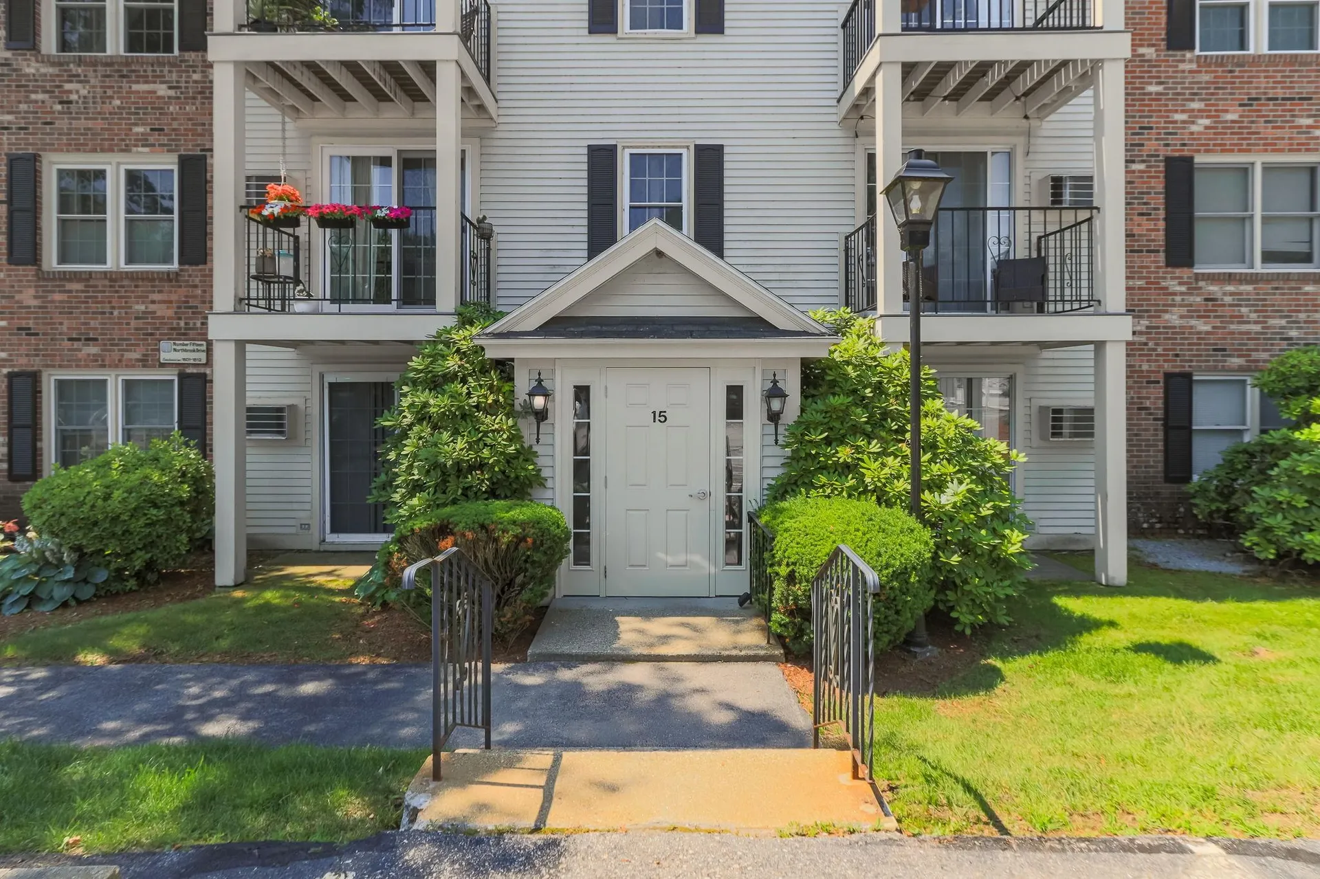 15 Northbrook Drive Manchester NH 03102