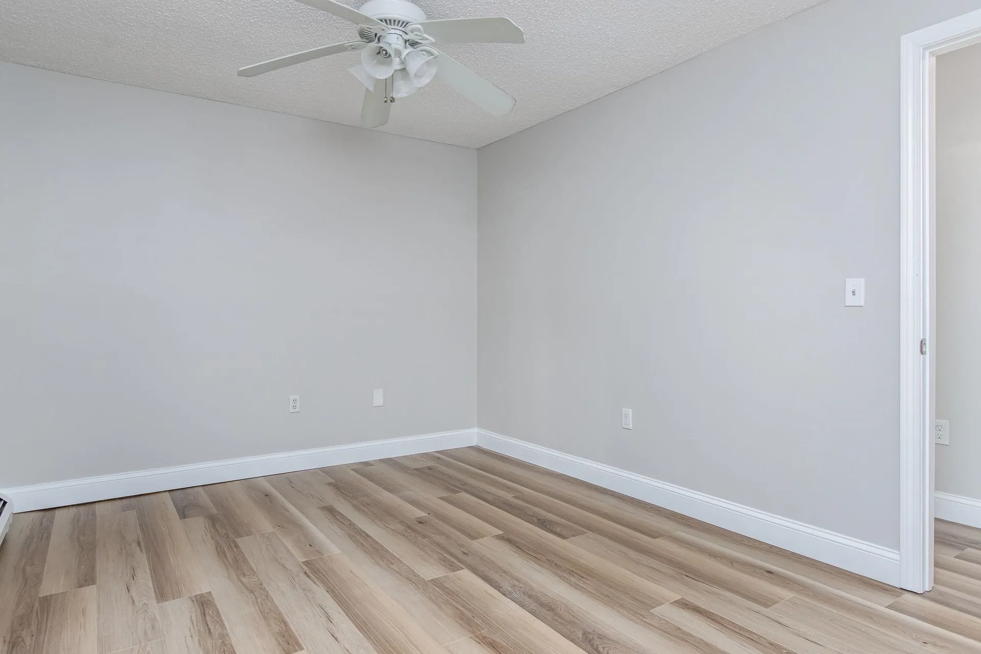 15 Northbrook Drive Manchester NH 03102