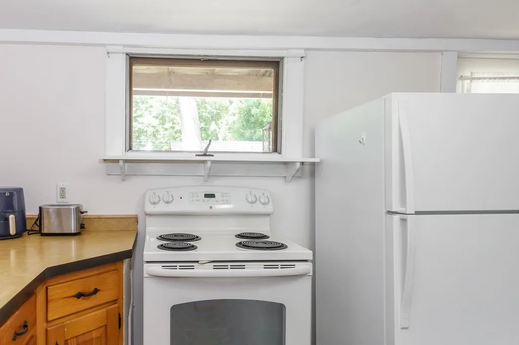 84 Dodge Pond Road Lyman NH 03585