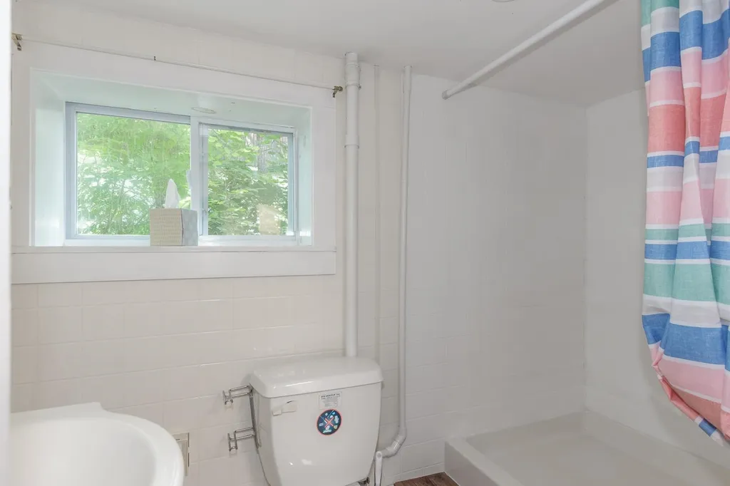 84 Dodge Pond Road Lyman NH 03585