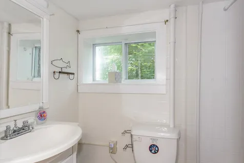 84 Dodge Pond Road Lyman NH 03585