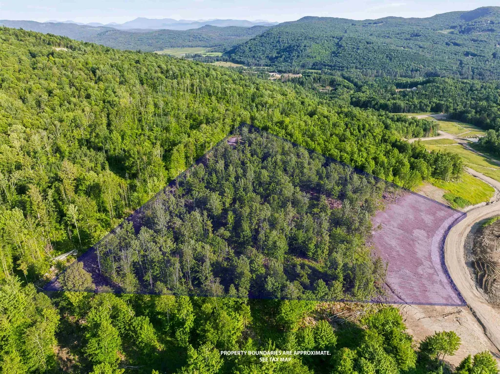 Lot 15 Ginnie Lane Errol NH 03579