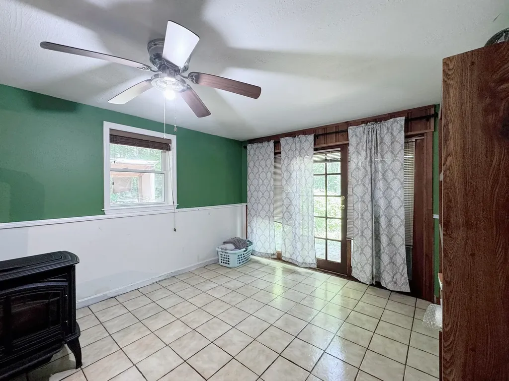 6 Saddlepath Road Raymond NH 03077