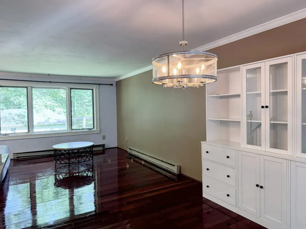 6 Saddlepath Road Raymond NH 03077