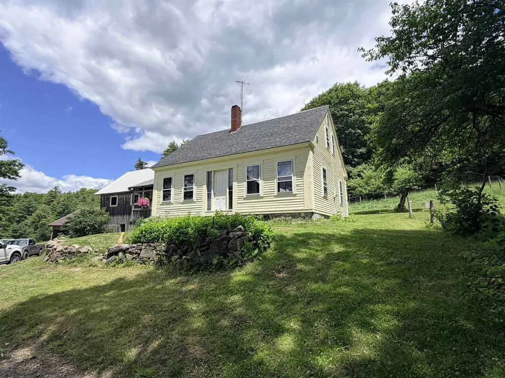 575 Somers Road Peacham VT 05862