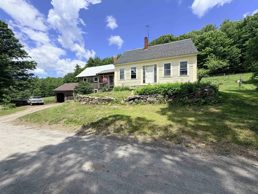 575 Somers Road Peacham VT 05862