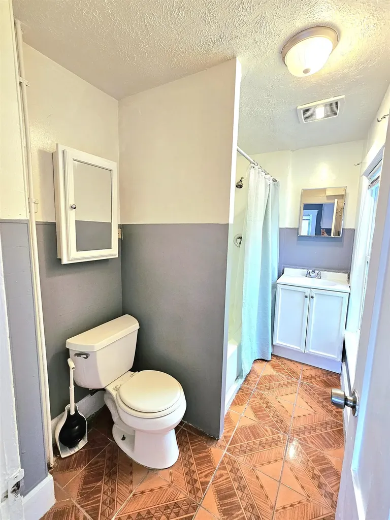 22 Beech Street Nashua NH 03060