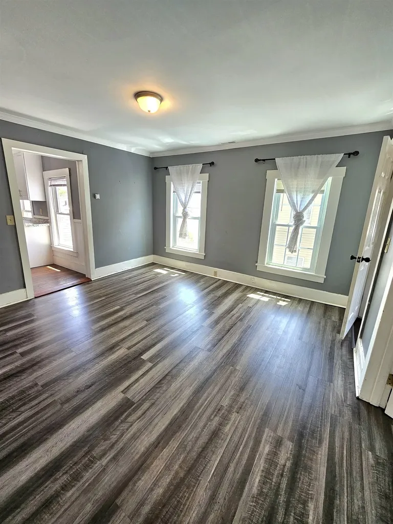 22 Beech Street Nashua NH 03060
