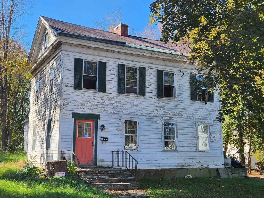 44 East Main Street Poultney VT 05764