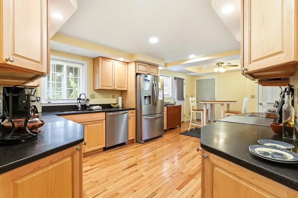 49 Aurore Avenue Manchester NH 03109
