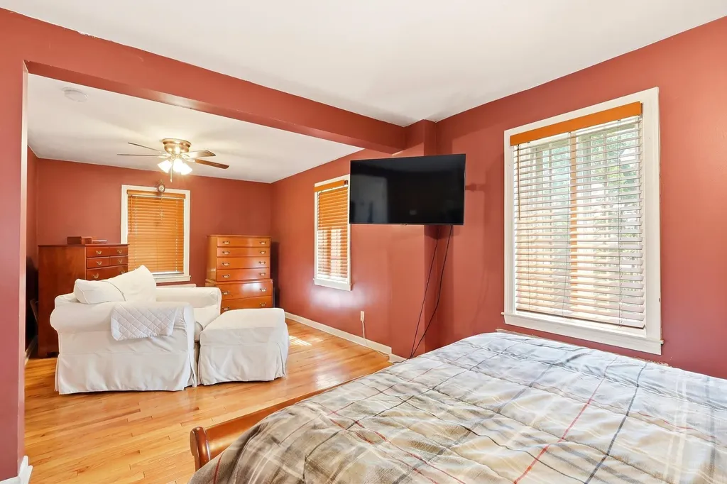 49 Aurore Avenue Manchester NH 03109