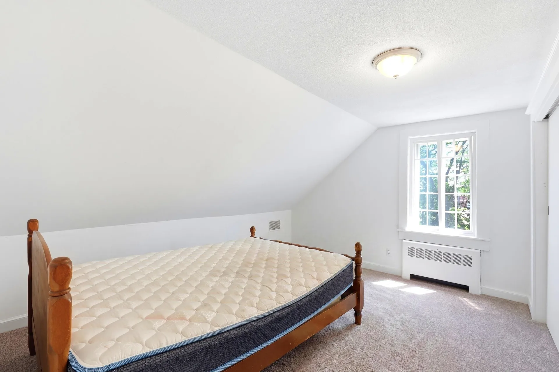49 Aurore Avenue Manchester NH 03109