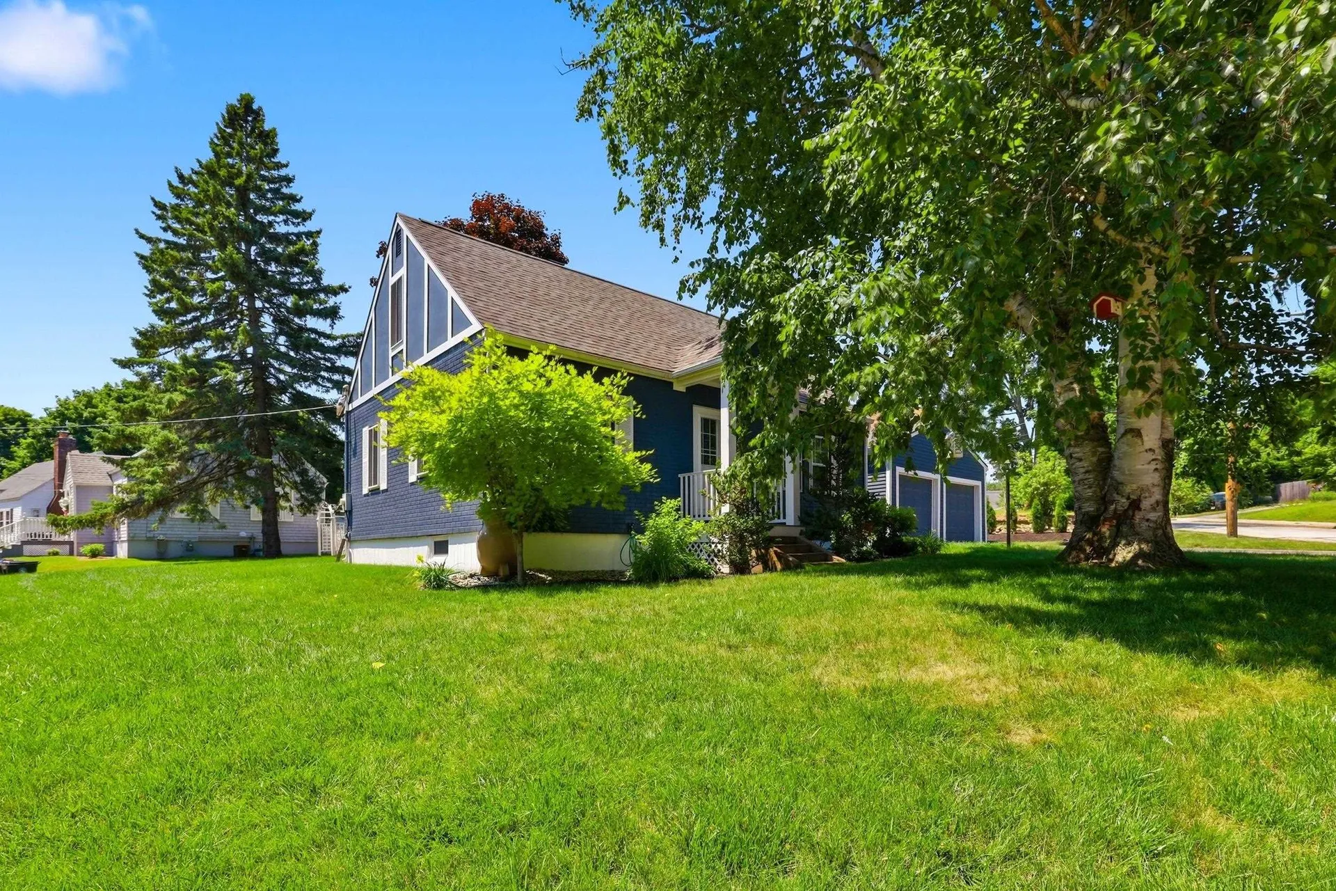 49 Aurore Avenue Manchester NH 03109