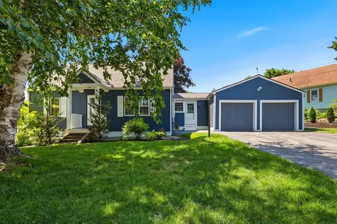 49 Aurore Avenue Manchester NH 03109