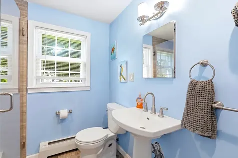 49 Aurore Avenue Manchester NH 03109