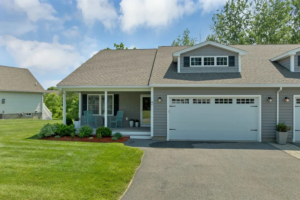 18 Weymouth Court Hudson NH 03051