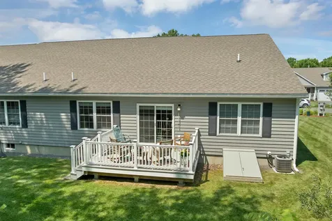 18 Weymouth Court Hudson NH 03051