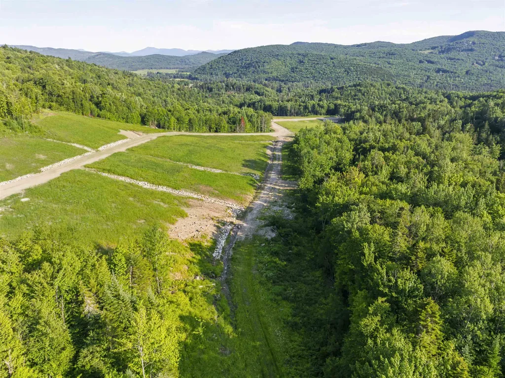 Lot 3 Ginnie Lane Errol NH 03579