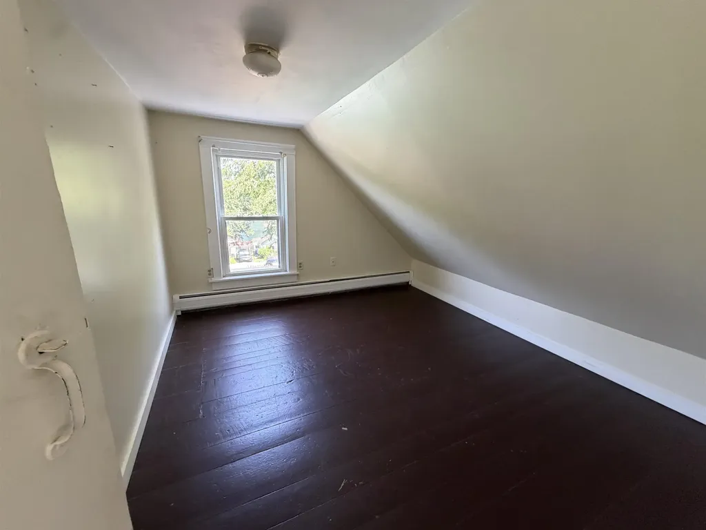 6 Milford Street Amherst NH 03031
