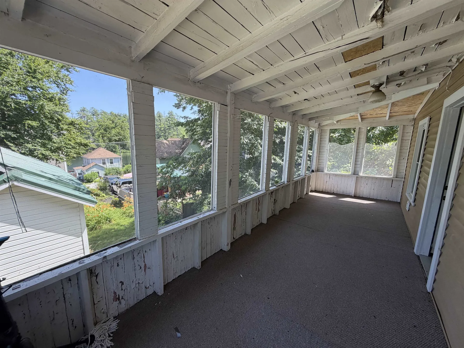 6 Milford Street Amherst NH 03031