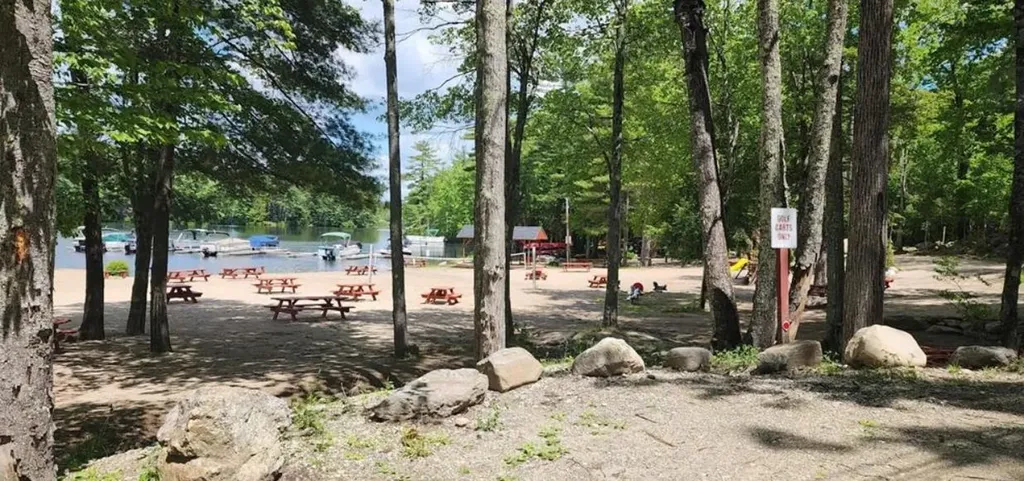 79 Ottawa Lane Rochester NH 03867