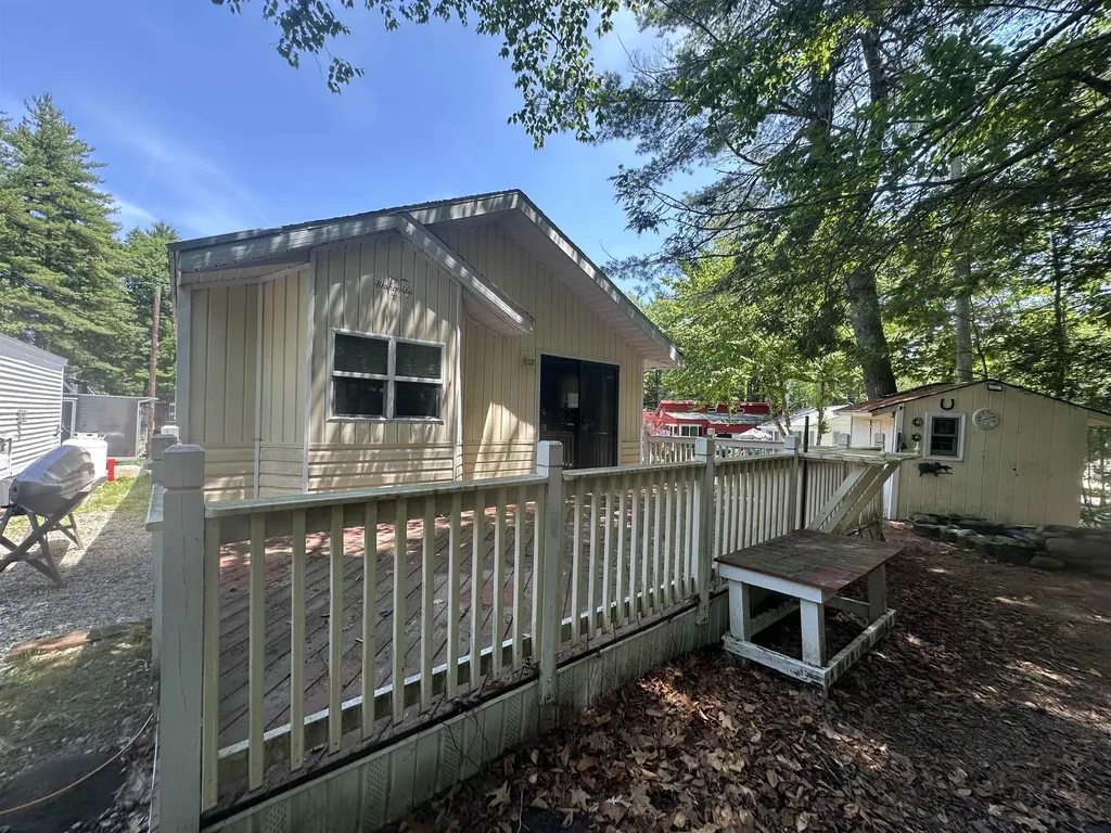 79 Ottawa Lane Rochester NH 03867