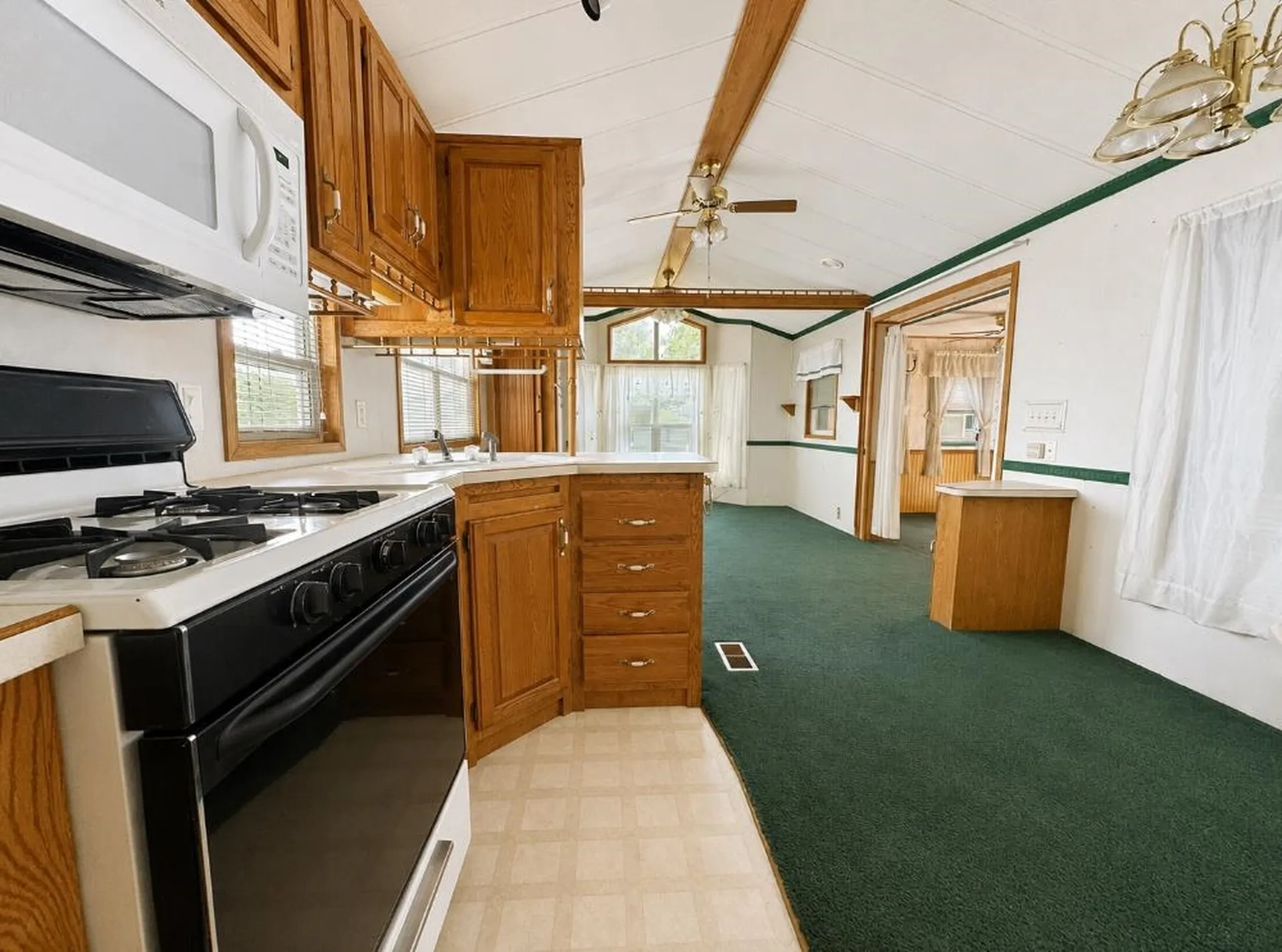 79 Ottawa Lane Rochester NH 03867