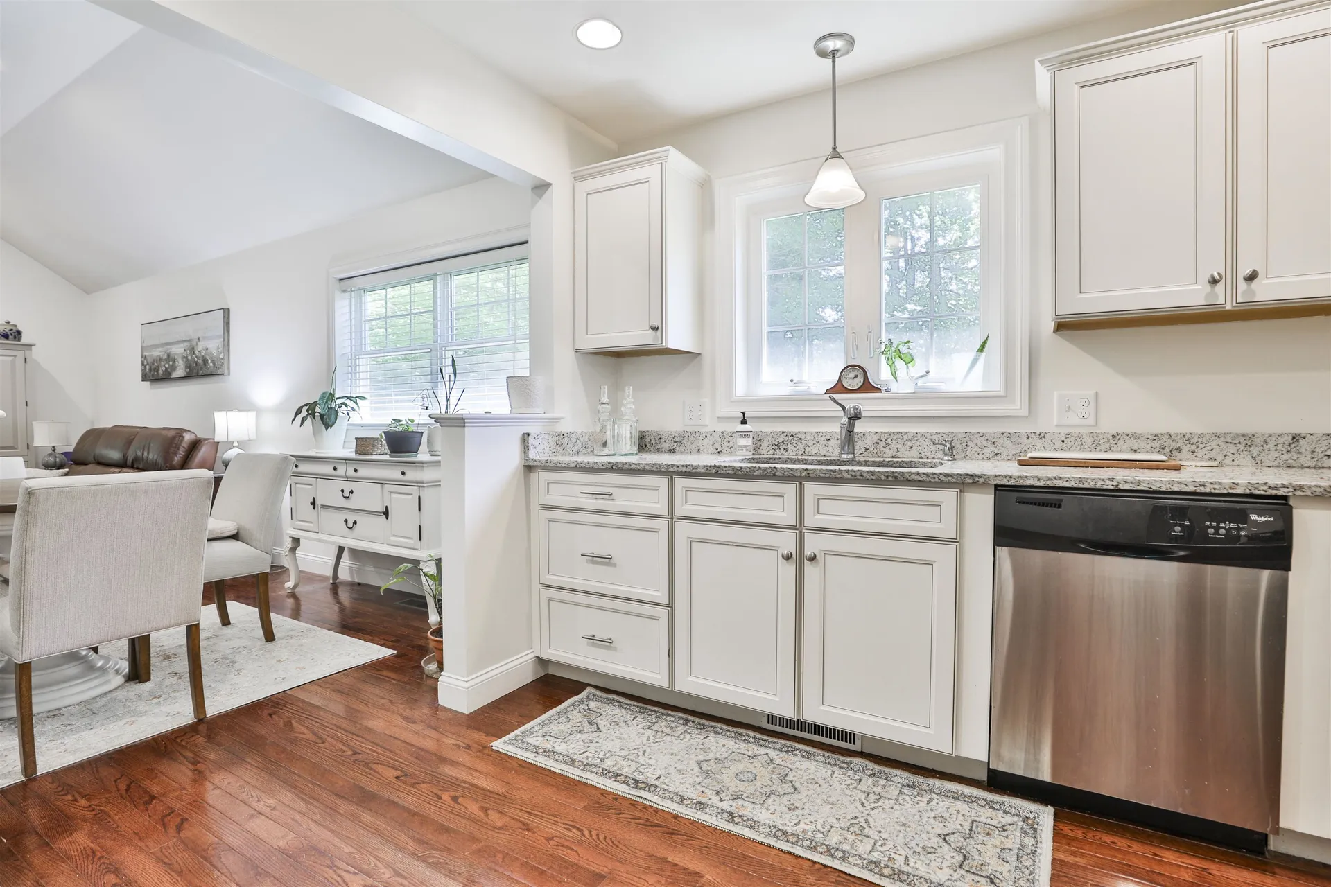 35 Furnival Road Nashua NH 03064