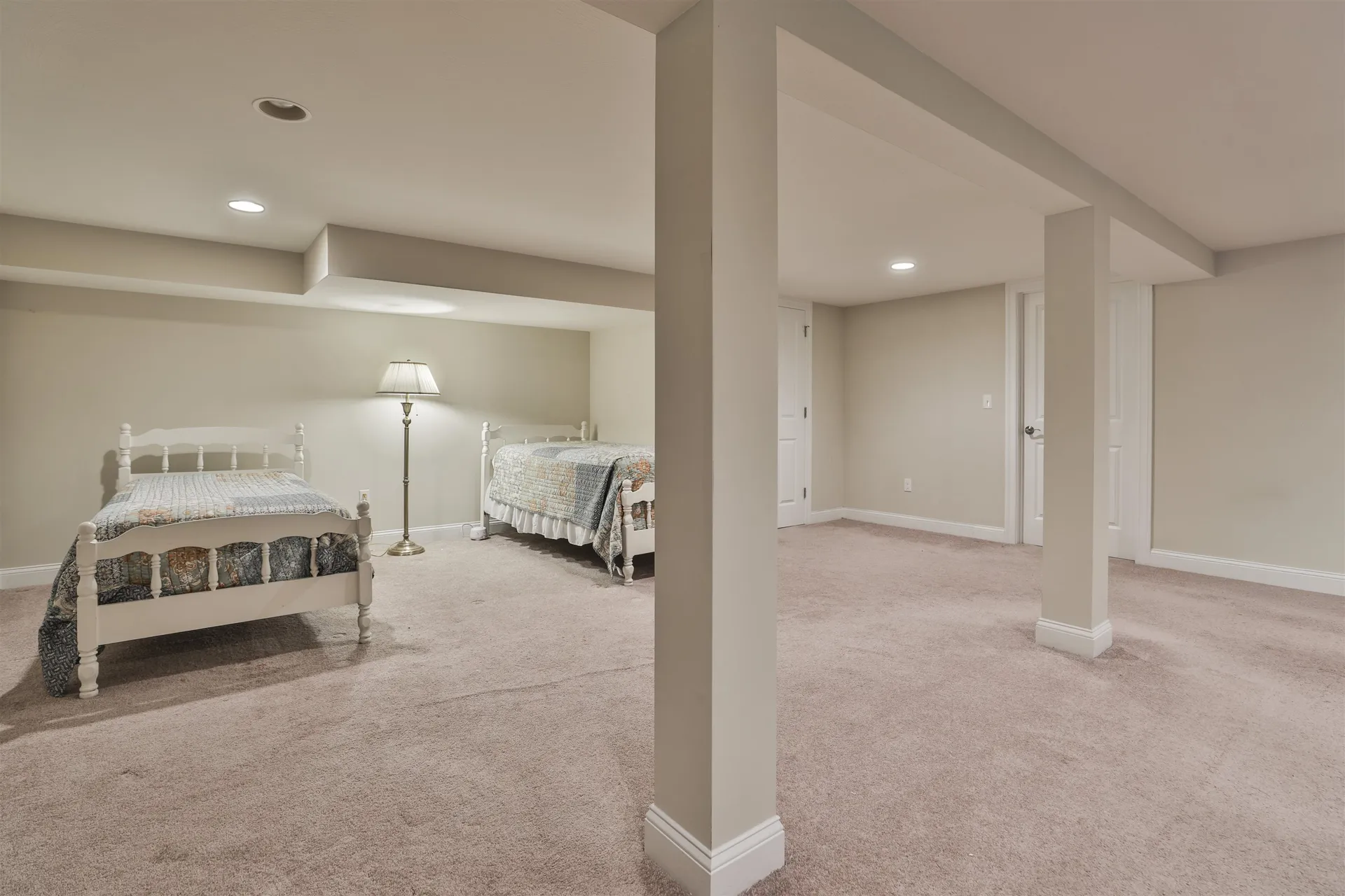 35 Furnival Road Nashua NH 03064