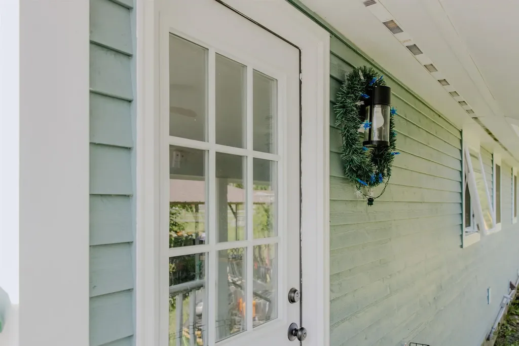 253 Farnsworth Circle Westminster VT 05158