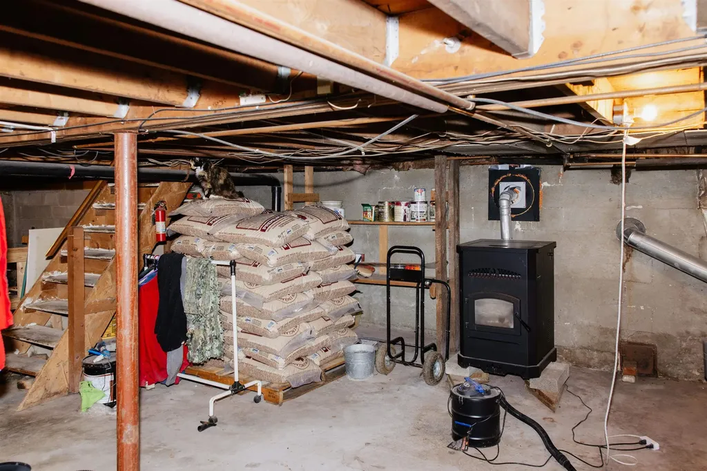 253 Farnsworth Circle Westminster VT 05158