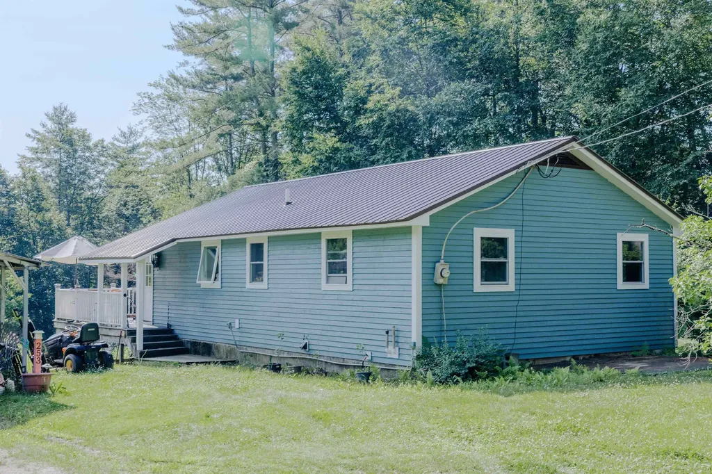 253 Farnsworth Circle Westminster VT 05158