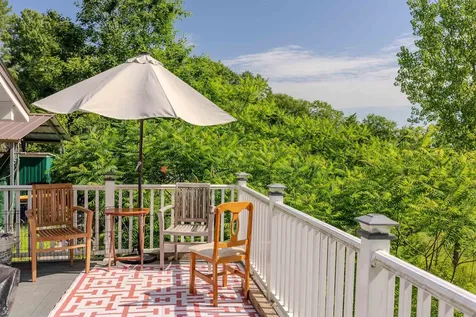 253 Farnsworth Circle Westminster VT 05158
