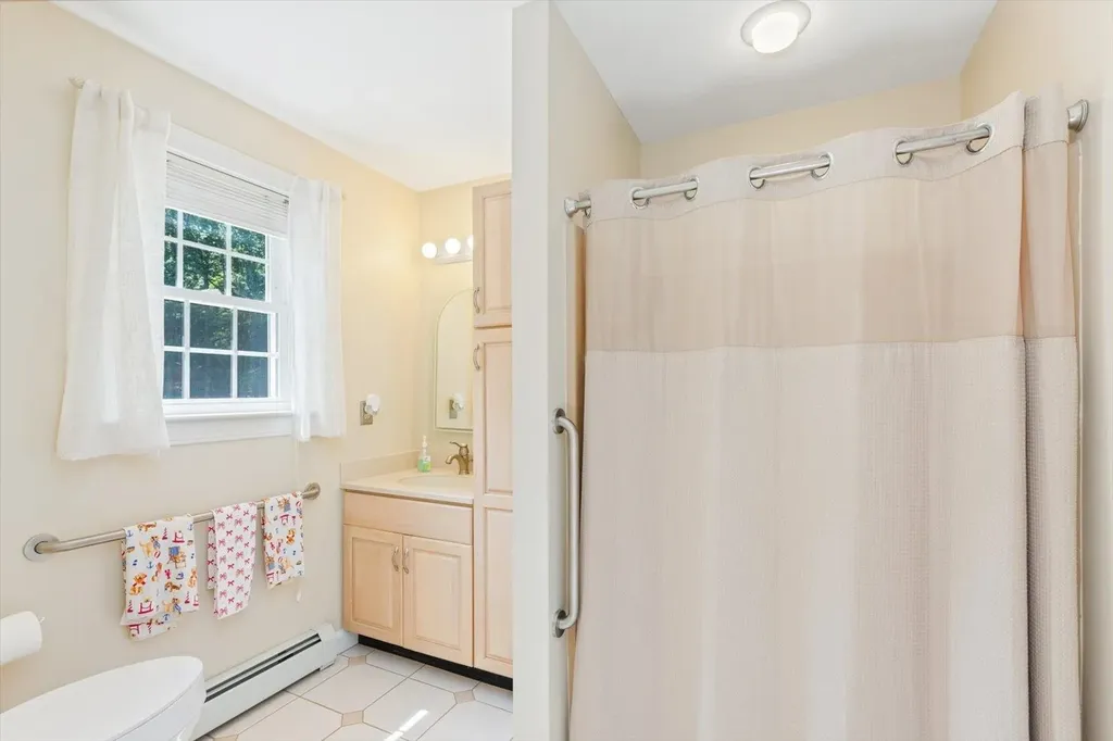 185 Thomas Road Rindge NH 03461