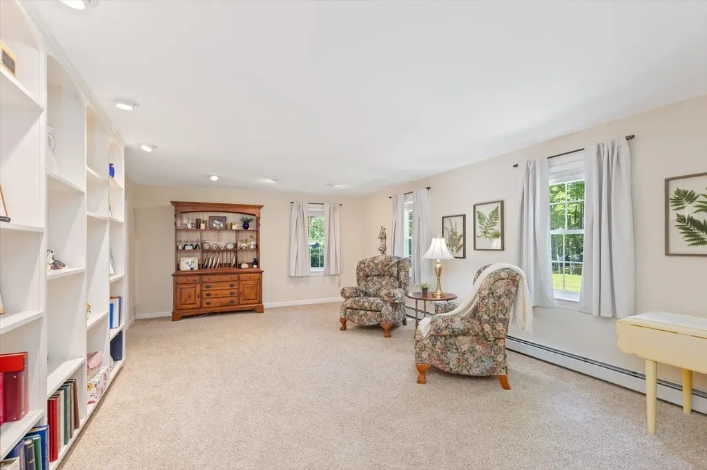 185 Thomas Road Rindge NH 03461